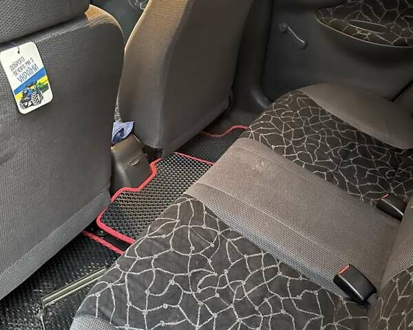 Бежевый Дэу Ланос, объемом двигателя 1.5 л и пробегом 225 тыс. км за 3200 $, фото 8 на Automoto.ua