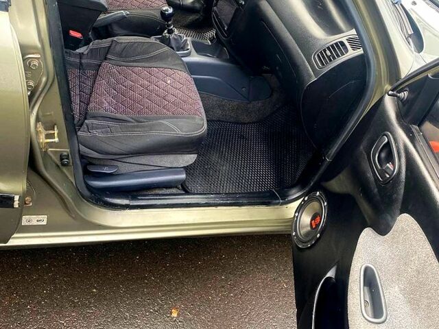 Бежевий Деу Ланос, об'ємом двигуна 1.5 л та пробігом 130 тис. км за 2300 $, фото 7 на Automoto.ua