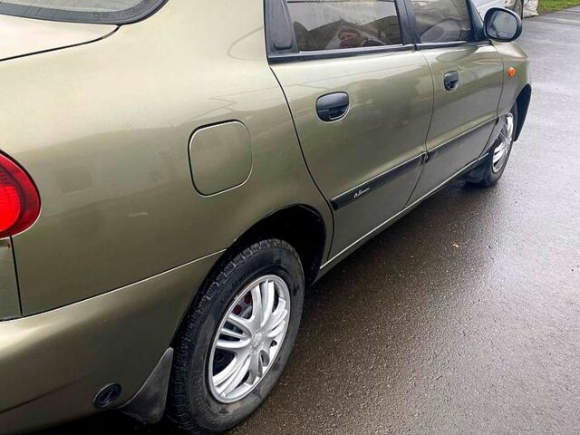 Бежевий Деу Ланос, об'ємом двигуна 1.5 л та пробігом 130 тис. км за 2300 $, фото 2 на Automoto.ua