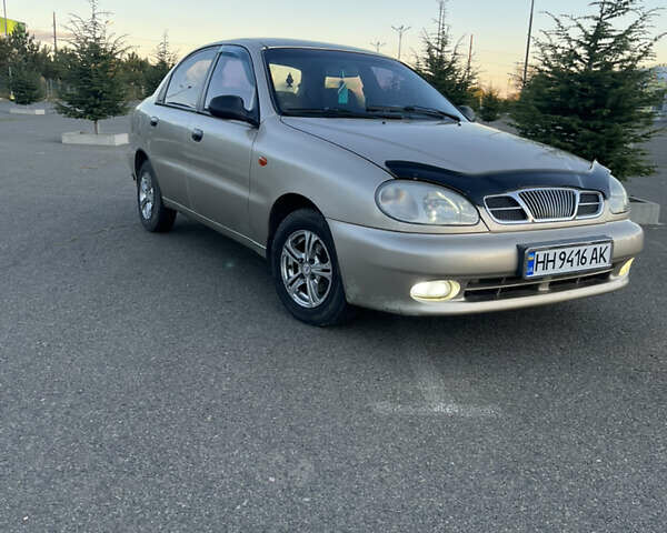 Бежевий Деу Ланос, об'ємом двигуна 1.5 л та пробігом 250 тис. км за 3300 $, фото 2 на Automoto.ua