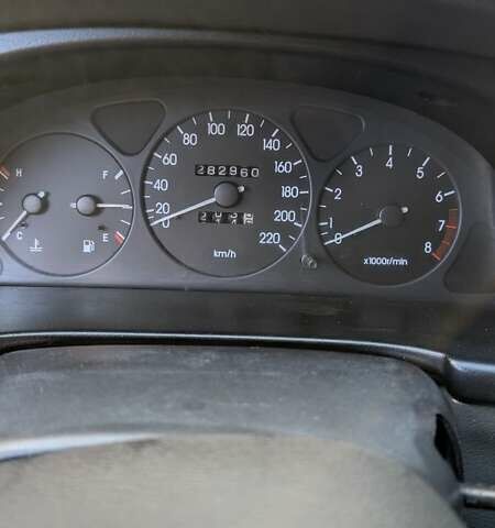 Деу Ланос 2004 у Львові на Automoto.ua Бежевий Деу Ланос, об'ємом двигуна 1.5 л та пробігом 283 тис. км за 2000 $, фото 3 на Automoto.ua