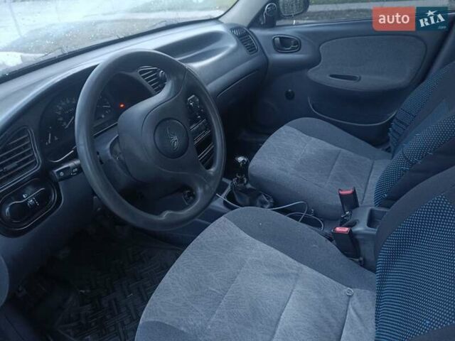 Бежевий Деу Ланос, об'ємом двигуна 1.5 л та пробігом 220 тис. км за 2800 $, фото 8 на Automoto.ua