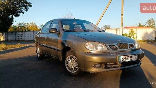 Бежевый Дэу Ланос, объемом двигателя 1.5 л и пробегом 135 тыс. км за 1999 $, фото 1 на Automoto.ua