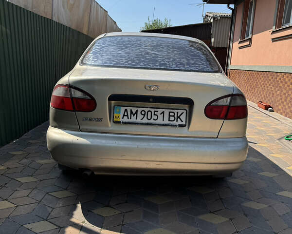 Бежевый Дэу Ланос, объемом двигателя 1.3 л и пробегом 380 тыс. км за 1800 $, фото 2 на Automoto.ua