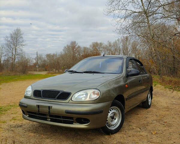 Бежевый Дэу Ланос, объемом двигателя 1.5 л и пробегом 238 тыс. км за 2599 $, фото 5 на Automoto.ua