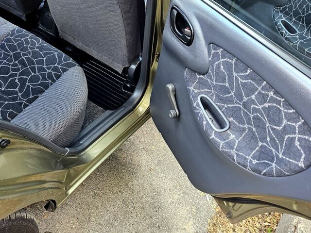 Бежевый Дэу Ланос, объемом двигателя 1.5 л и пробегом 217 тыс. км за 2700 $, фото 11 на Automoto.ua