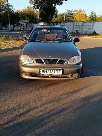 Бежевый Дэу Ланос, объемом двигателя 1.5 л и пробегом 135 тыс. км за 1999 $, фото 6 на Automoto.ua