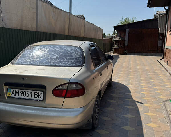 Бежевый Дэу Ланос, объемом двигателя 1.3 л и пробегом 380 тыс. км за 1800 $, фото 7 на Automoto.ua