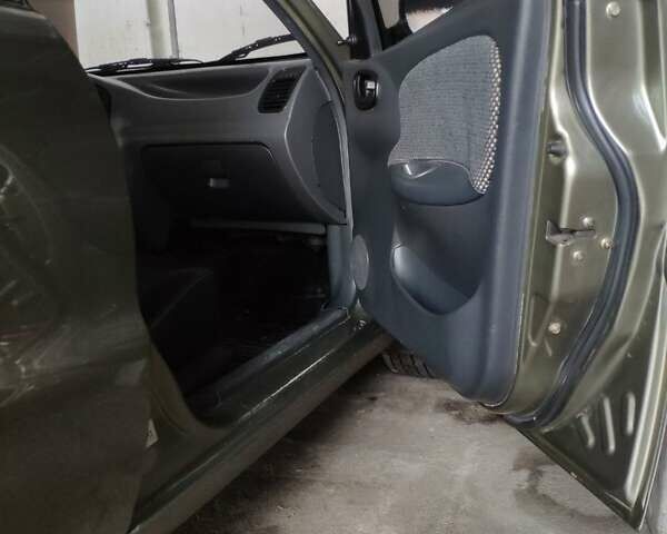 Бежевий Деу Ланос, об'ємом двигуна 1.5 л та пробігом 263 тис. км за 3000 $, фото 9 на Automoto.ua