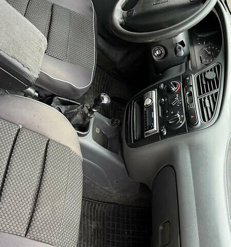 Бежевий Деу Ланос, об'ємом двигуна 1.6 л та пробігом 200 тис. км за 3000 $, фото 8 на Automoto.ua