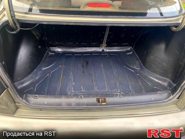 Бежевий Деу Ланос, об'ємом двигуна 1.5 л та пробігом 130 тис. км за 2300 $, фото 6 на Automoto.ua