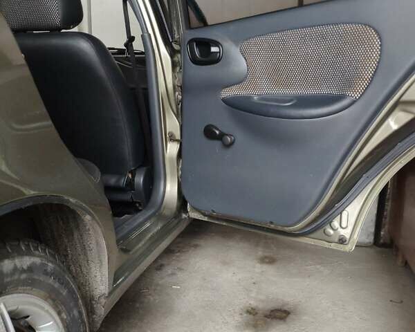Бежевий Деу Ланос, об'ємом двигуна 1.5 л та пробігом 263 тис. км за 3000 $, фото 6 на Automoto.ua