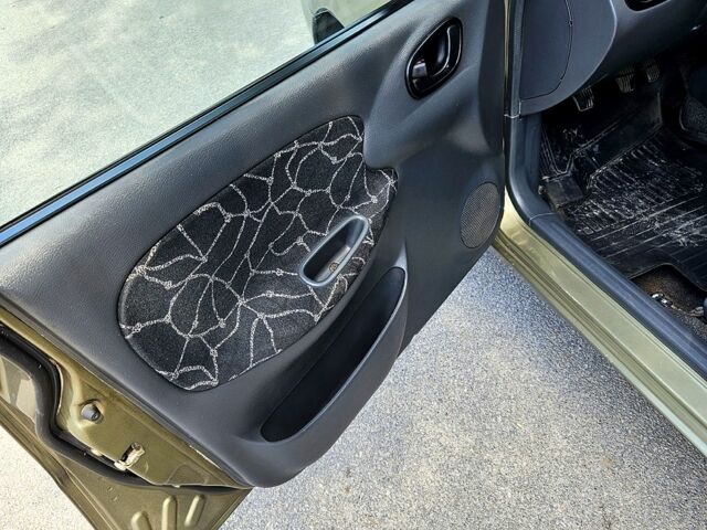 Бежевый Дэу Ланос, объемом двигателя 1.5 л и пробегом 217 тыс. км за 2700 $, фото 10 на Automoto.ua