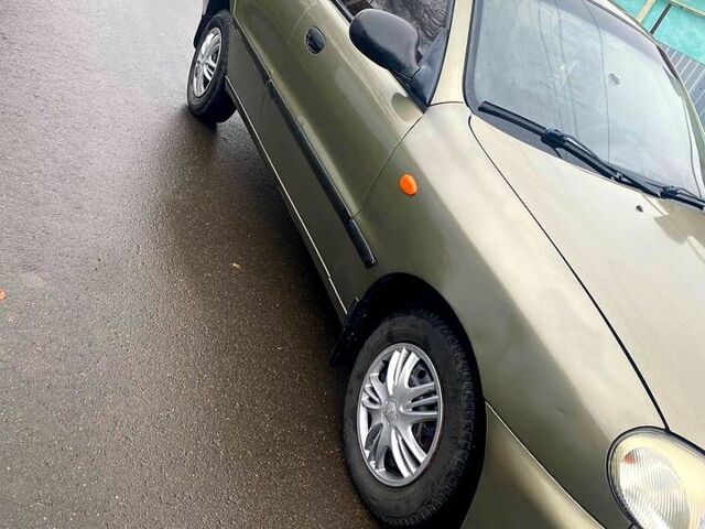 Бежевий Деу Ланос, об'ємом двигуна 1.5 л та пробігом 130 тис. км за 2300 $, фото 1 на Automoto.ua