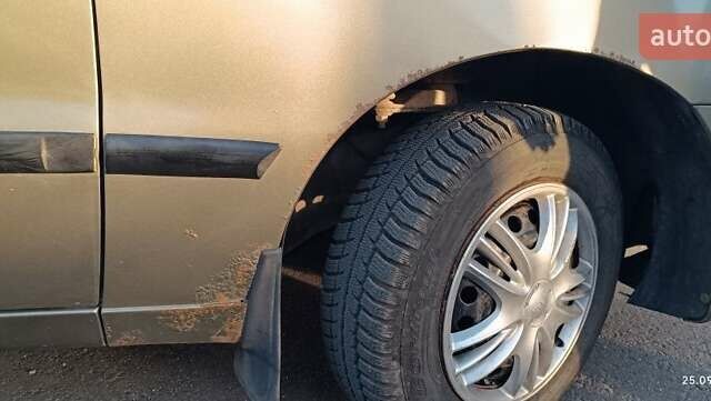 Бежевый Дэу Ланос, объемом двигателя 1.5 л и пробегом 135 тыс. км за 1999 $, фото 5 на Automoto.ua