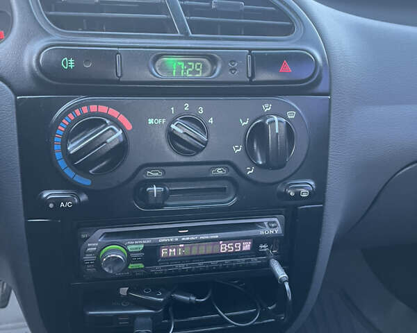 Бежевий Деу Ланос, об'ємом двигуна 1.5 л та пробігом 250 тис. км за 3300 $, фото 11 на Automoto.ua