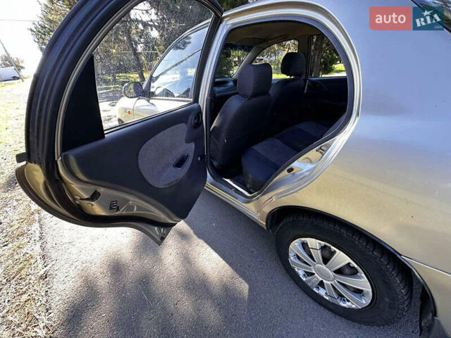 Бежевий Деу Ланос, об'ємом двигуна 1.5 л та пробігом 224 тис. км за 1650 $, фото 8 на Automoto.ua