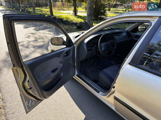 Бежевий Деу Ланос, об'ємом двигуна 1.5 л та пробігом 224 тис. км за 1650 $, фото 7 на Automoto.ua