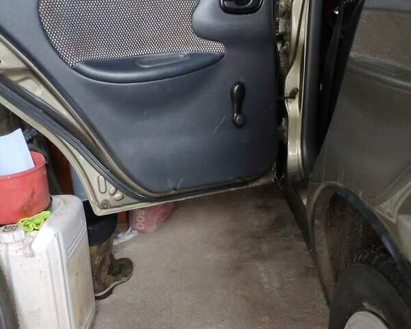 Бежевий Деу Ланос, об'ємом двигуна 1.5 л та пробігом 263 тис. км за 3000 $, фото 11 на Automoto.ua