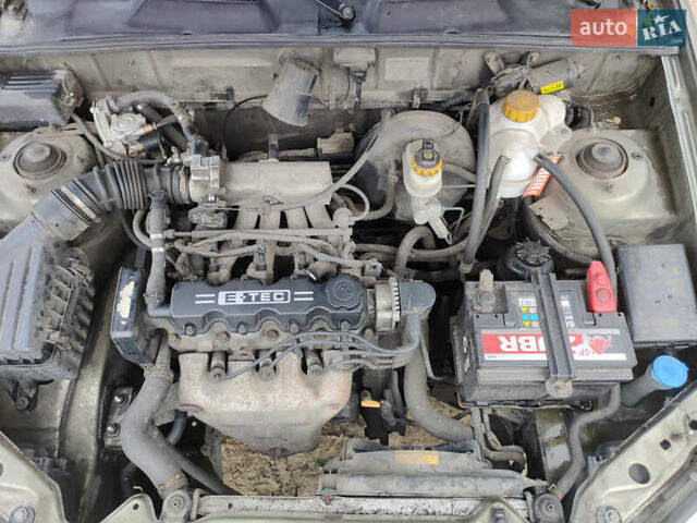 Бежевый Дэу Ланос, объемом двигателя 1.5 л и пробегом 238 тыс. км за 2599 $, фото 10 на Automoto.ua