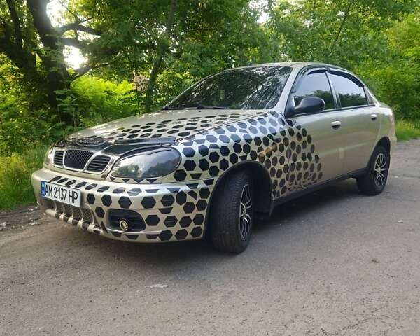 Бежевий Деу Ланос, об'ємом двигуна 1.5 л та пробігом 205 тис. км за 2350 $, фото 10 на Automoto.ua