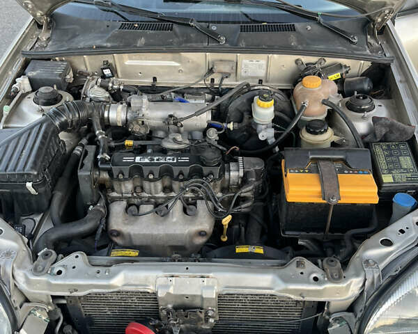 Бежевий Деу Ланос, об'ємом двигуна 1.5 л та пробігом 250 тис. км за 3300 $, фото 10 на Automoto.ua