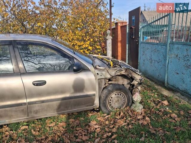 Бежевий Деу Ланос, об'ємом двигуна 1.5 л та пробігом 10 тис. км за 800 $, фото 2 на Automoto.ua