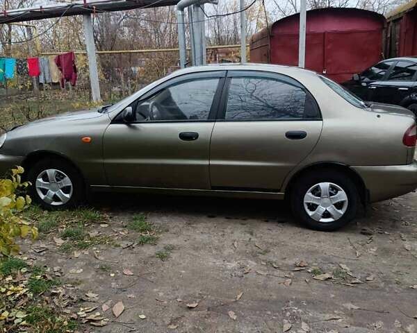Бежевый Дэу Ланос, объемом двигателя 0 л и пробегом 250 тыс. км за 1600 $, фото 3 на Automoto.ua