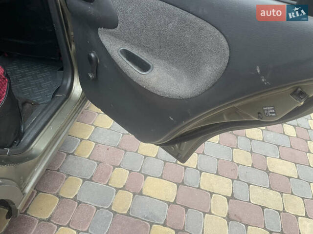 Бежевый Дэу Ланос, объемом двигателя 1.5 л и пробегом 777 тыс. км за 900 $, фото 8 на Automoto.ua