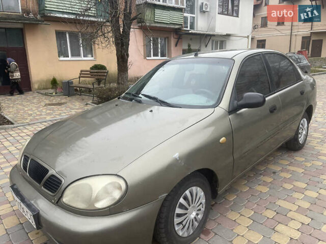 Бежевый Дэу Ланос, объемом двигателя 1.5 л и пробегом 777 тыс. км за 900 $, фото 1 на Automoto.ua