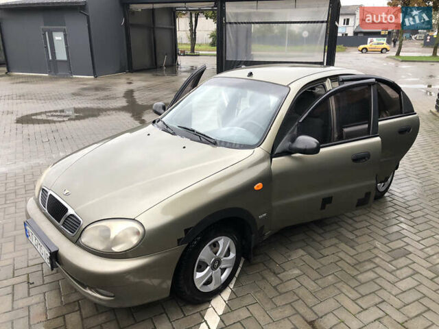 Бежевий Деу Ланос, об'ємом двигуна 1.5 л та пробігом 186 тис. км за 2000 $, фото 5 на Automoto.ua