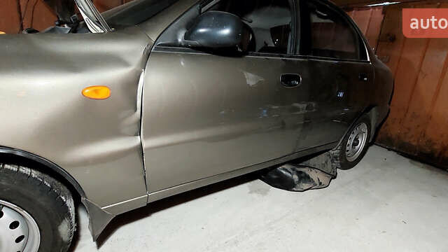 Бежевий Деу Ланос, об'ємом двигуна 1.5 л та пробігом 182 тис. км за 1200 $, фото 5 на Automoto.ua