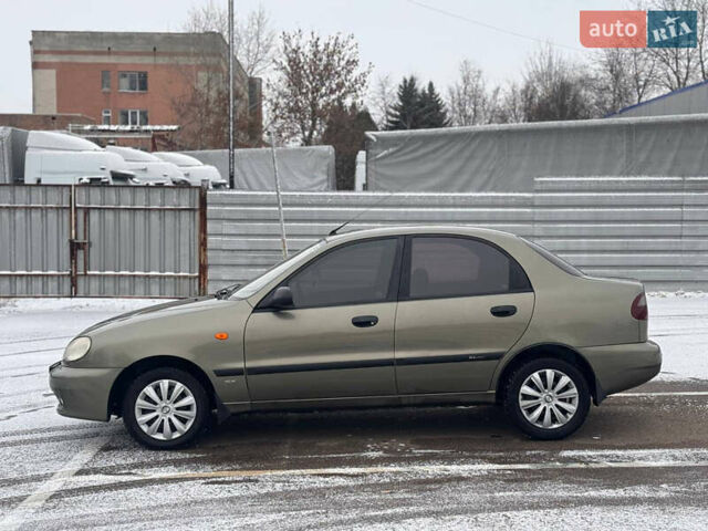 Бежевый Дэу Ланос, объемом двигателя 1.6 л и пробегом 205 тыс. км за 2999 $, фото 3 на Automoto.ua