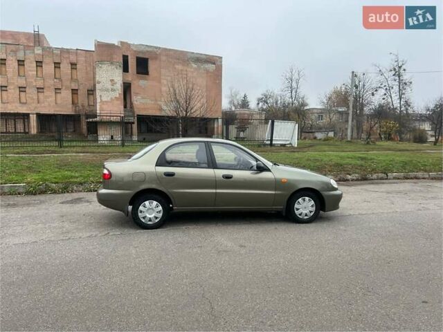 Бежевий Деу Ланос, об'ємом двигуна 1.35 л та пробігом 136 тис. км за 2650 $, фото 6 на Automoto.ua