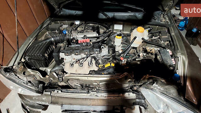 Бежевий Деу Ланос, об'ємом двигуна 1.5 л та пробігом 182 тис. км за 1200 $, фото 4 на Automoto.ua