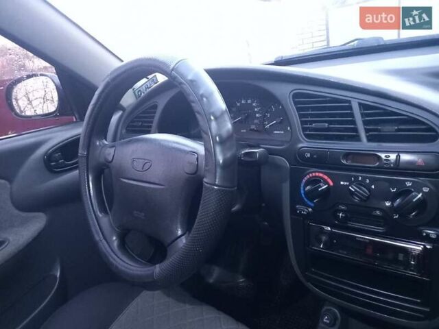 Бежевий Деу Ланос, об'ємом двигуна 1.6 л та пробігом 223 тис. км за 2650 $, фото 3 на Automoto.ua