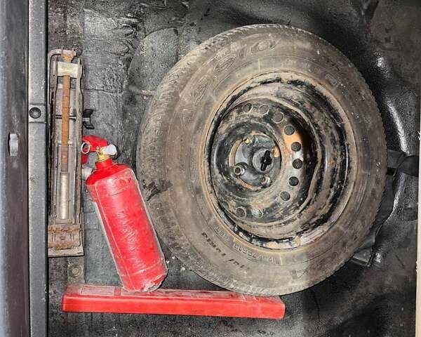 Бежевый Дэу Ланос, объемом двигателя 1.5 л и пробегом 305 тыс. км за 3200 $, фото 13 на Automoto.ua