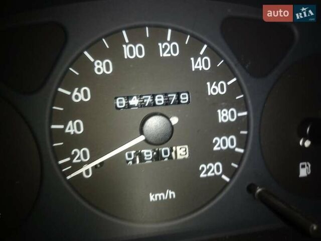 Бежевый Дэу Ланос, объемом двигателя 1.6 л и пробегом 47 тыс. км за 3100 $, фото 3 на Automoto.ua