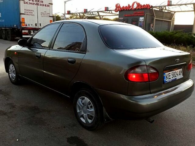 Бежевый Дэу Ланос, объемом двигателя 1.3 л и пробегом 210 тыс. км за 1950 $, фото 6 на Automoto.ua