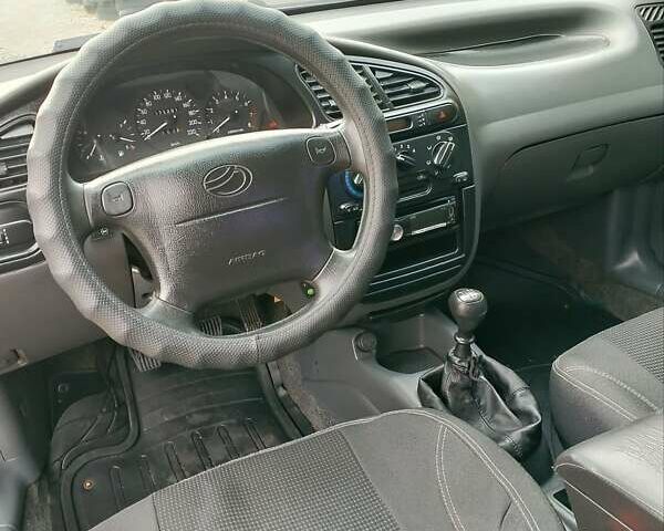 Дэу Ланос 2006 в Запорожье на Automoto.ua Бежевый Дэу Ланос, объемом двигателя 1.5 л и пробегом 171 тыс. км за 3350 $, фото 2 на Automoto.ua