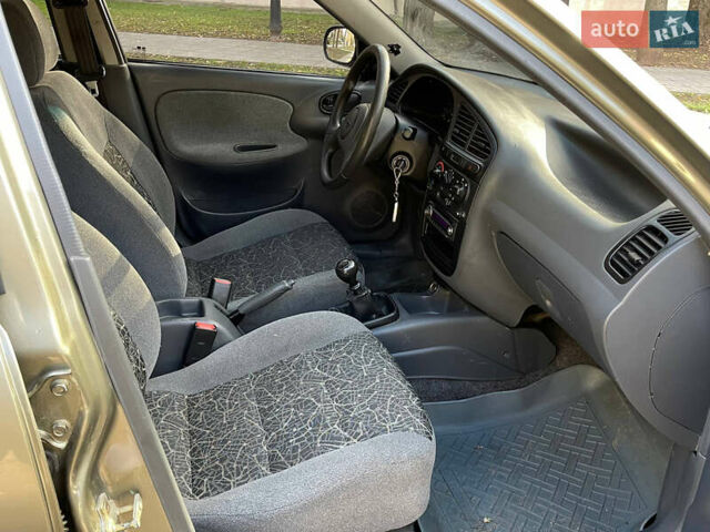 Бежевий Деу Ланос, об'ємом двигуна 1.5 л та пробігом 99 тис. км за 3350 $, фото 10 на Automoto.ua