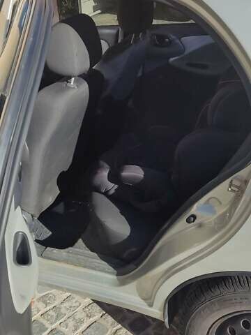 Бежевий Деу Ланос, об'ємом двигуна 1.5 л та пробігом 89 тис. км за 2200 $, фото 8 на Automoto.ua