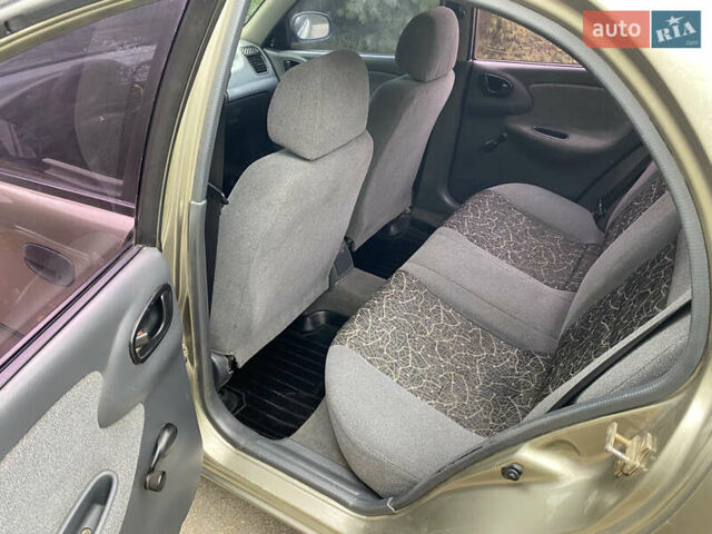 Бежевый Дэу Ланос, объемом двигателя 1.5 л и пробегом 195 тыс. км за 1899 $, фото 7 на Automoto.ua