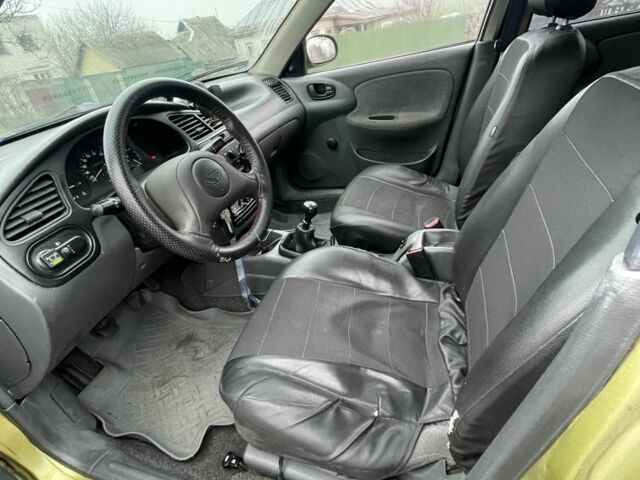 Бежевый Дэу Ланос, объемом двигателя 1.5 л и пробегом 250 тыс. км за 1900 $, фото 7 на Automoto.ua