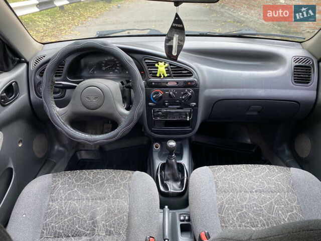 Бежевый Дэу Ланос, объемом двигателя 1.5 л и пробегом 195 тыс. км за 1899 $, фото 8 на Automoto.ua