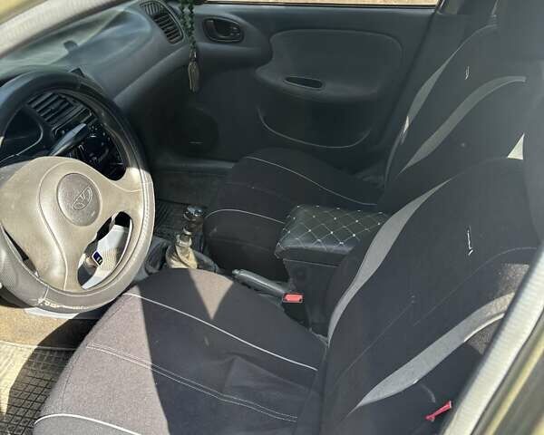 Бежевий Деу Ланос, об'ємом двигуна 1.5 л та пробігом 280 тис. км за 2650 $, фото 7 на Automoto.ua