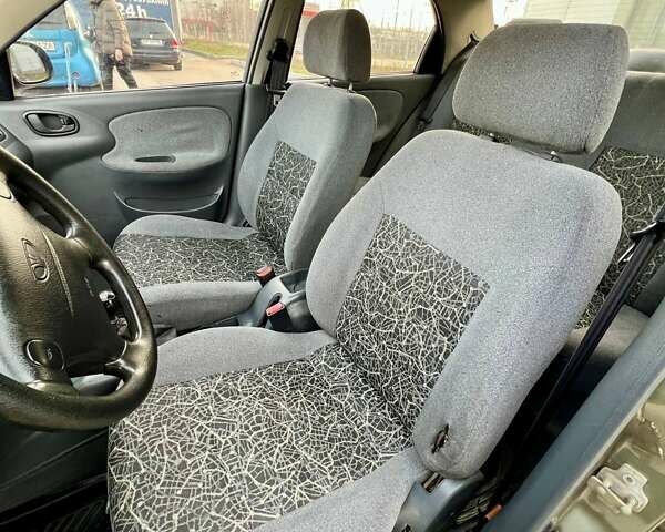 Бежевый Дэу Ланос, объемом двигателя 1.6 л и пробегом 225 тыс. км за 2499 $, фото 9 на Automoto.ua