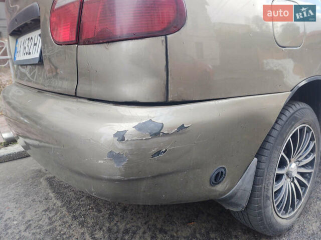 Бежевый Дэу Ланос, объемом двигателя 1.5 л и пробегом 177 тыс. км за 2000 $, фото 8 на Automoto.ua