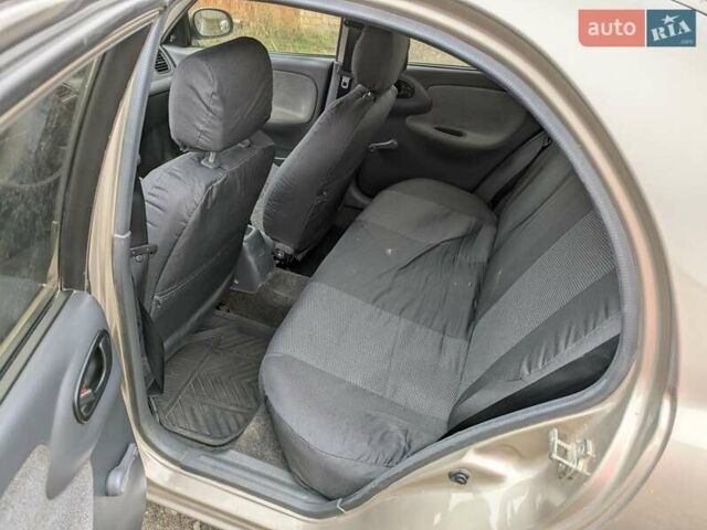 Бежевый Дэу Ланос, объемом двигателя 1.6 л и пробегом 162 тыс. км за 2700 $, фото 8 на Automoto.ua