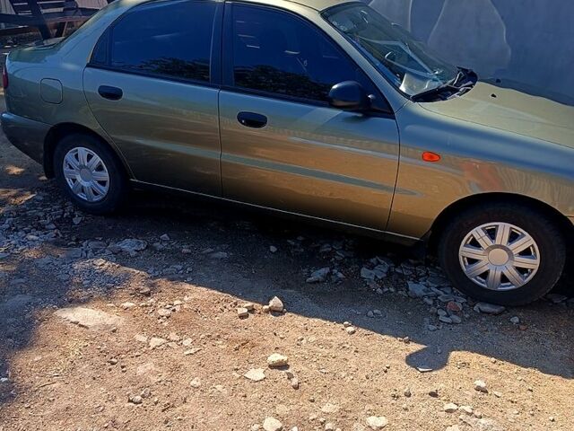 Бежевый Дэу Ланос, объемом двигателя 1.4 л и пробегом 193 тыс. км за 2740 $, фото 5 на Automoto.ua